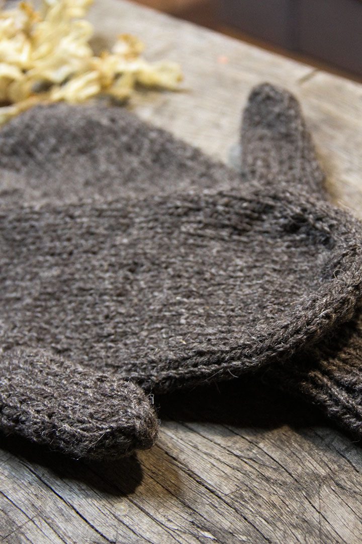 HAND KNITTED MITTENS - BROWN