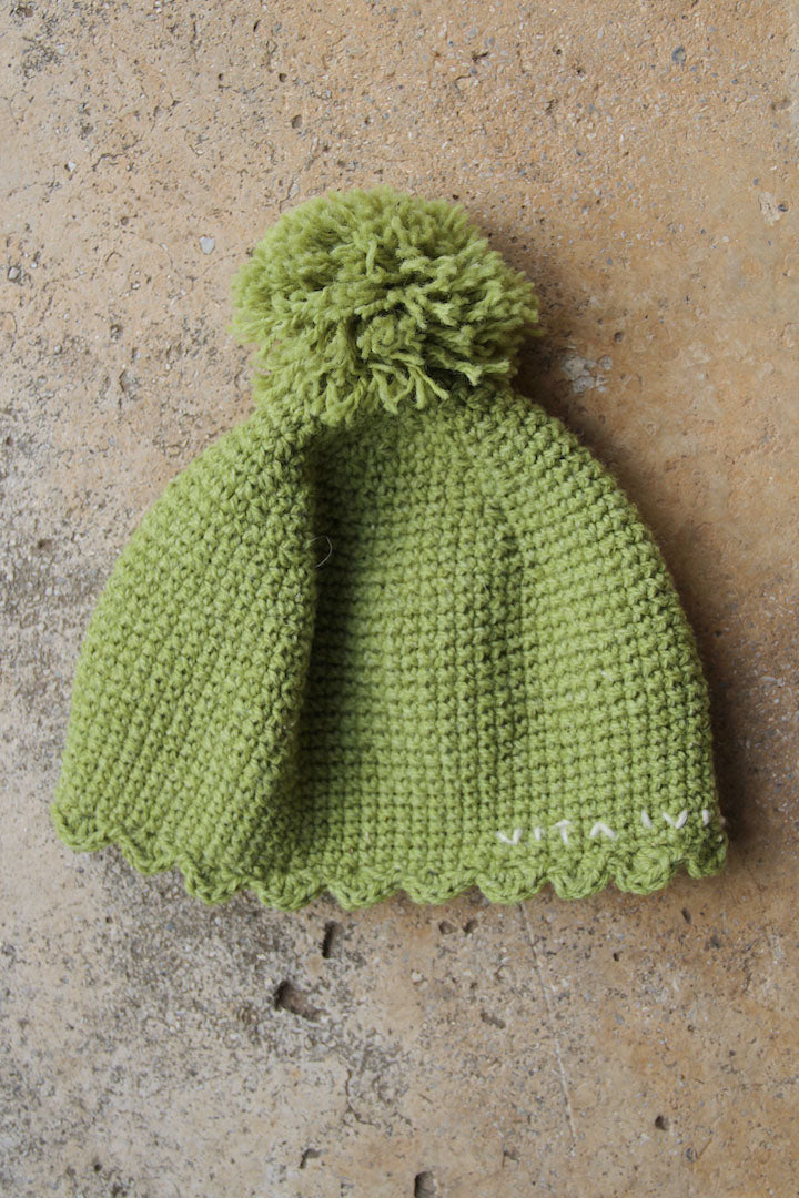 HAND KNITTED HAT - GREEN