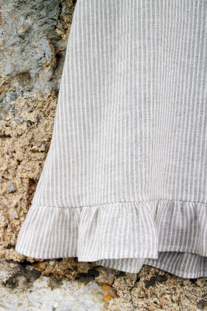 SUMMER LINEN TOP (available in size: 38, 40)