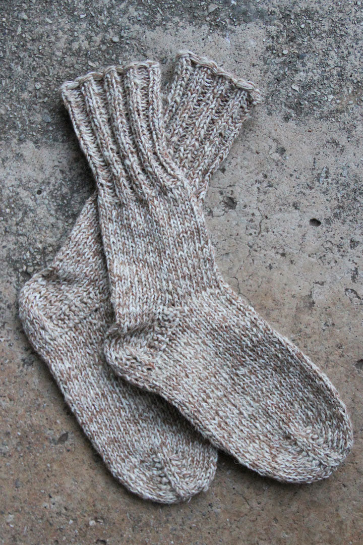 HAND KNITTED SOCKS - BEIGE