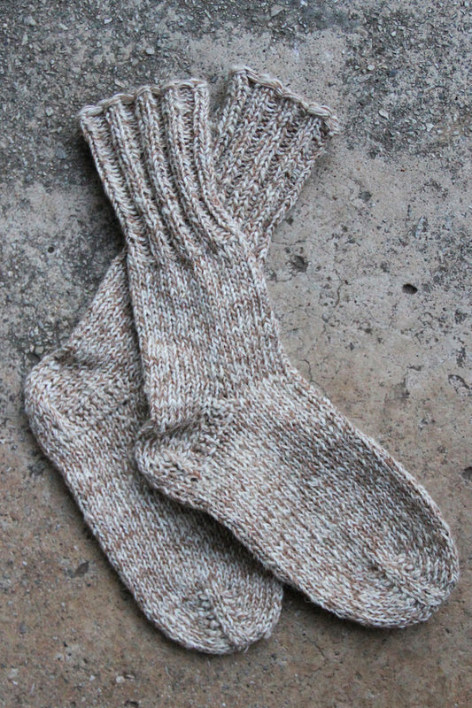 HAND KNITTED SOCKS - BEIGE