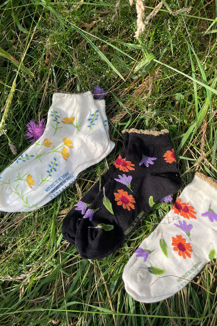 Summer flowers socks - THREE PAIRS